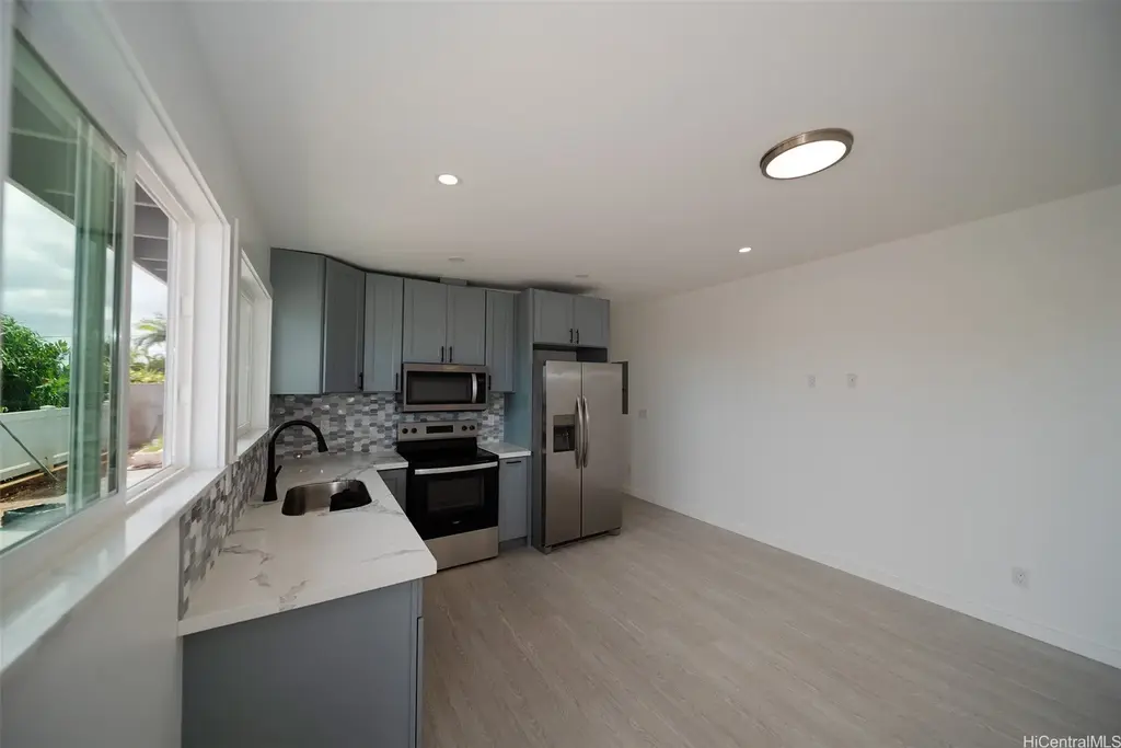 94-1061 Lumi Street, Waipahu