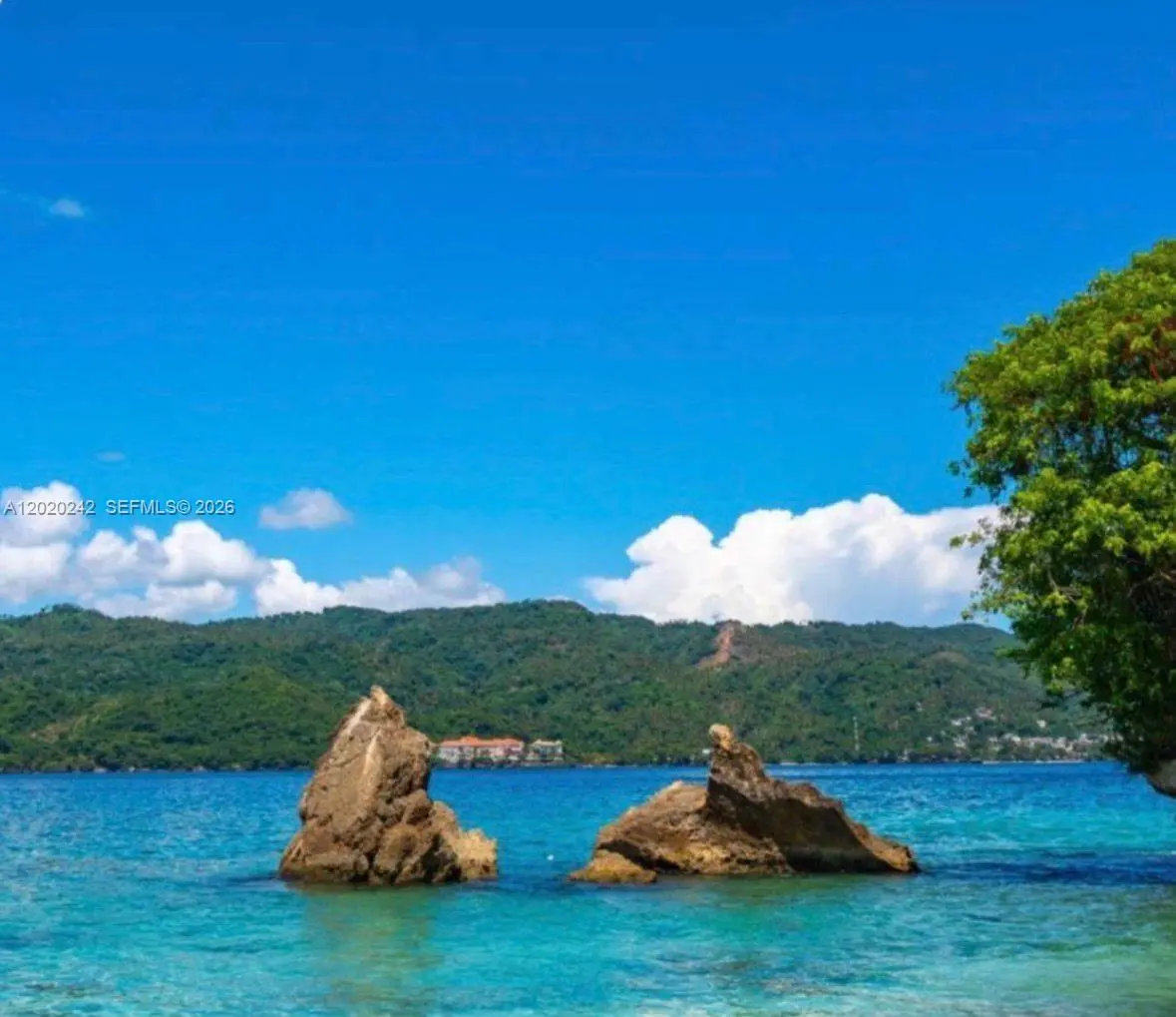 2 of 13 - Samana, Sanchez-los Robalos, , FL