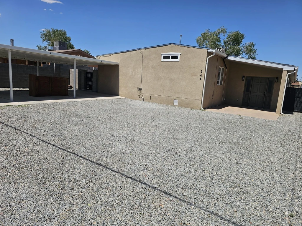 244 E Avenida Bernalillo, Bernalillo