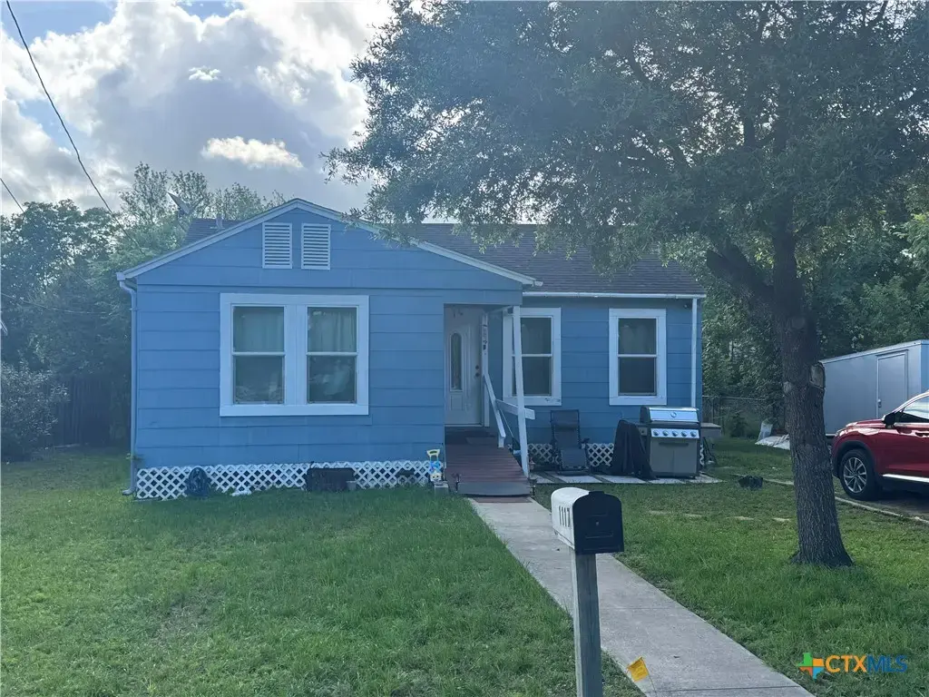 1117 Terrell Street, Cuero