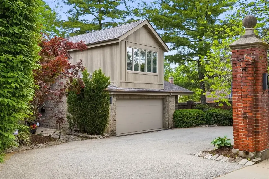 1300 Shady Avenue , Squirrel Hill
