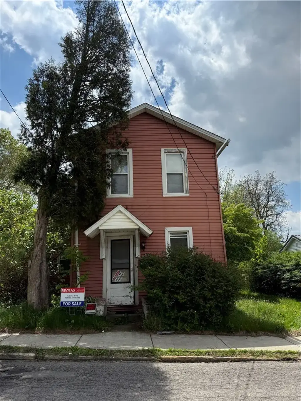 482 Hull Street , Sharon
