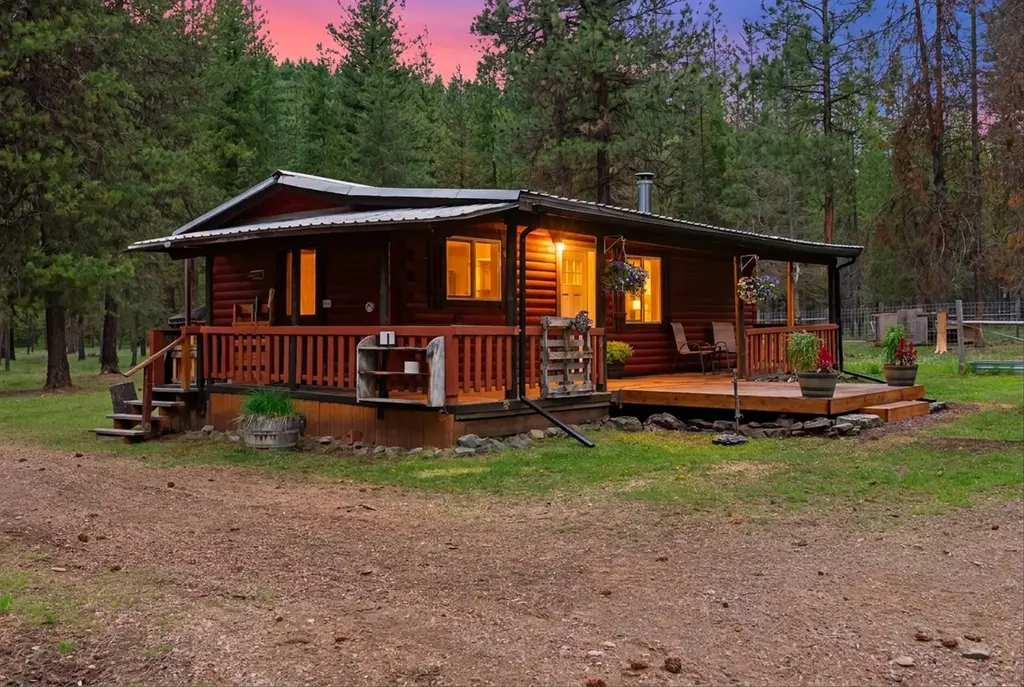 1155 Outback Trail, Alberton