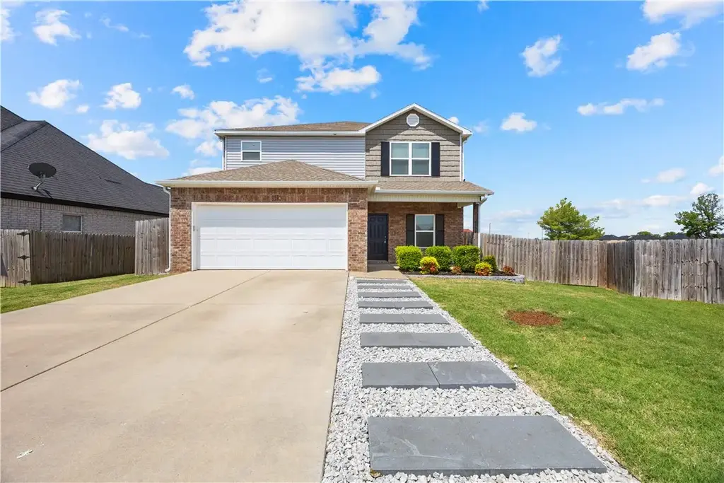 4296 Crosshill Cove, Springdale
