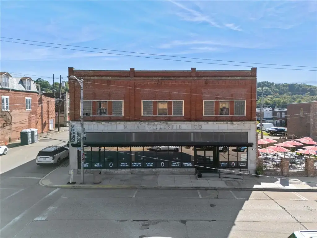 500 Clay Avenue , Jeannette