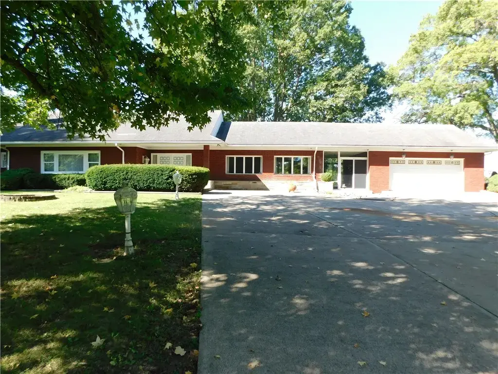 302 Derrick Avenue, South Union