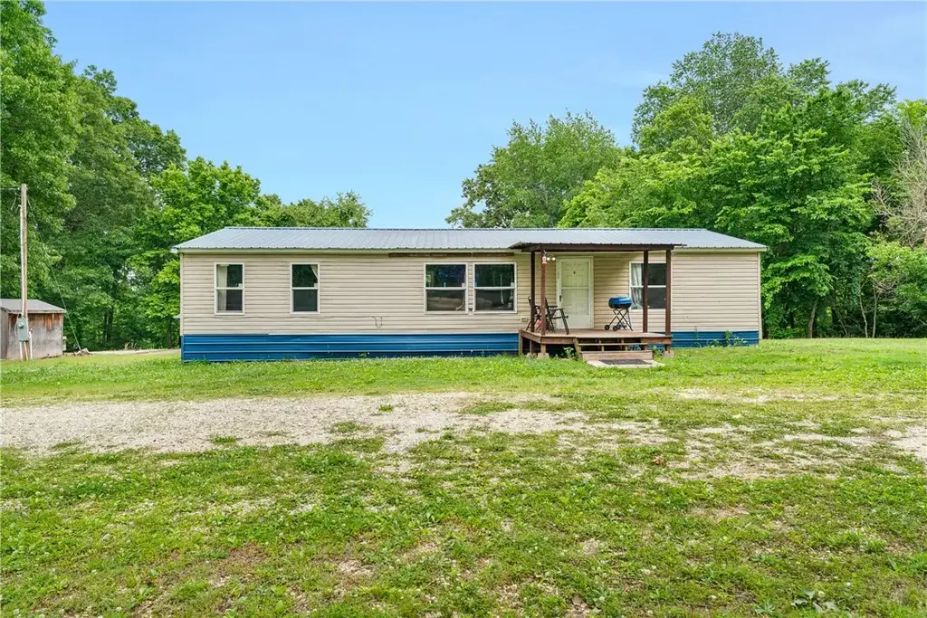 16148 Peach Circle, Fayetteville