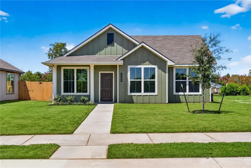 2308 Pagosa Springs Drive, Bryan