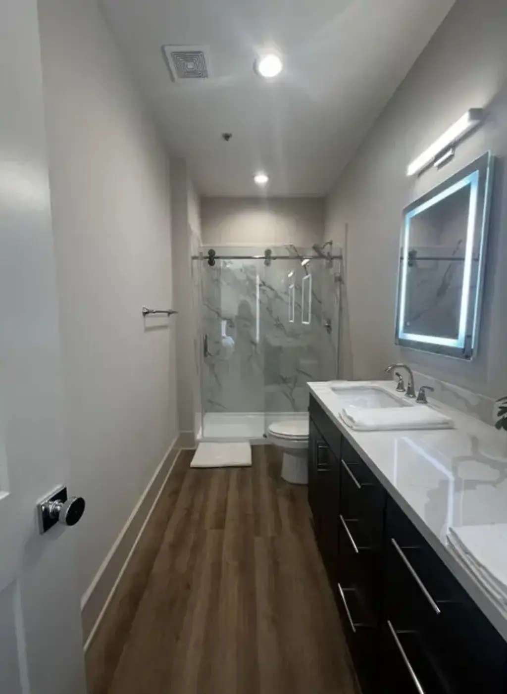 213 Holleman Dr. E 101, College Station