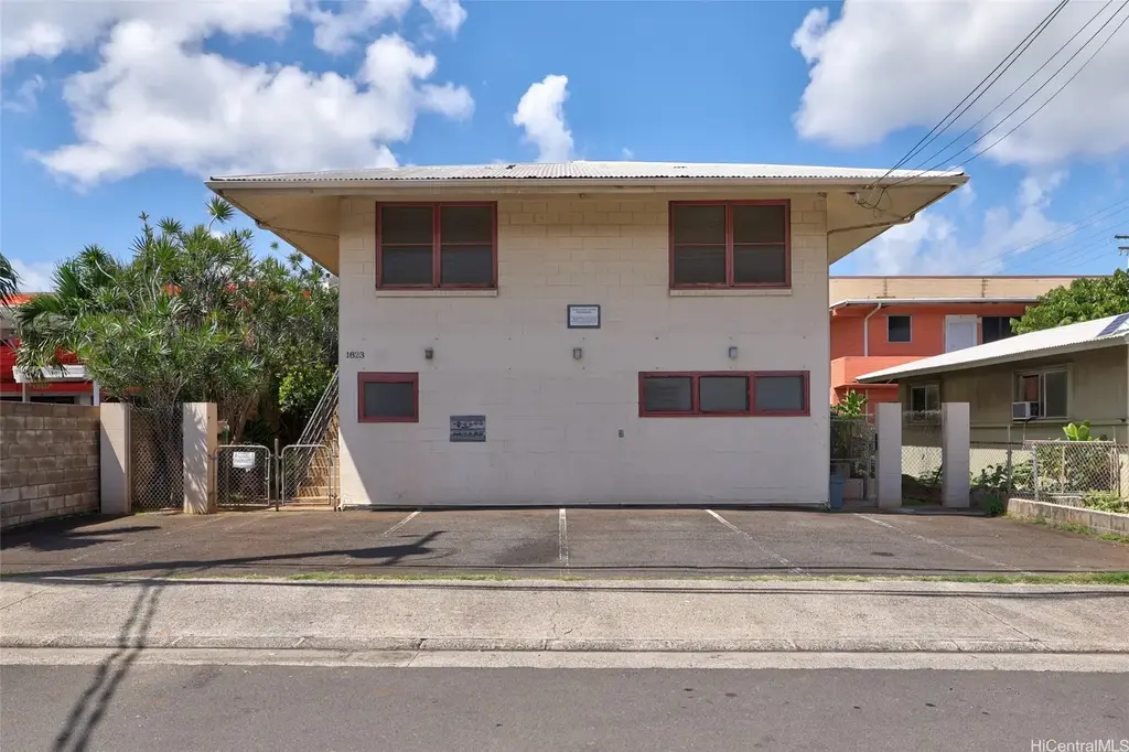 1823 Democrat Street, Honolulu