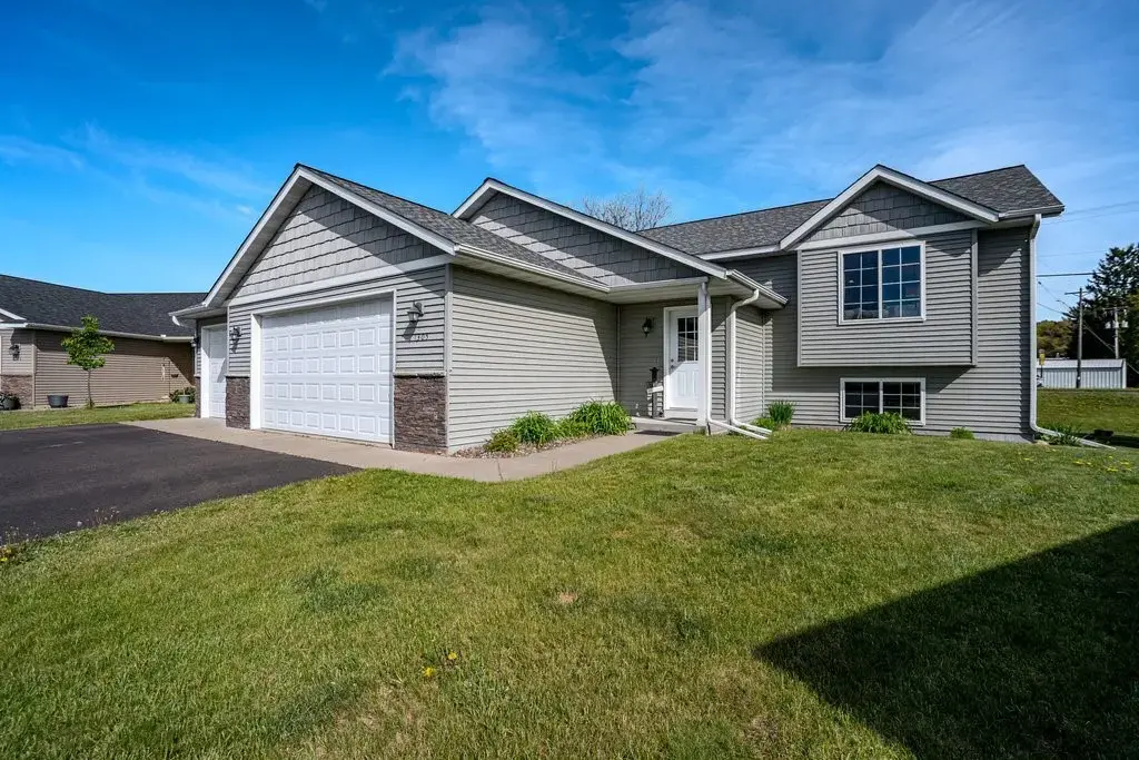 1305 Whistling Straits Court, Altoona