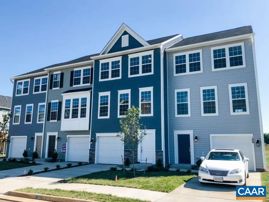 237 Cheshire Ln, Waynesboro