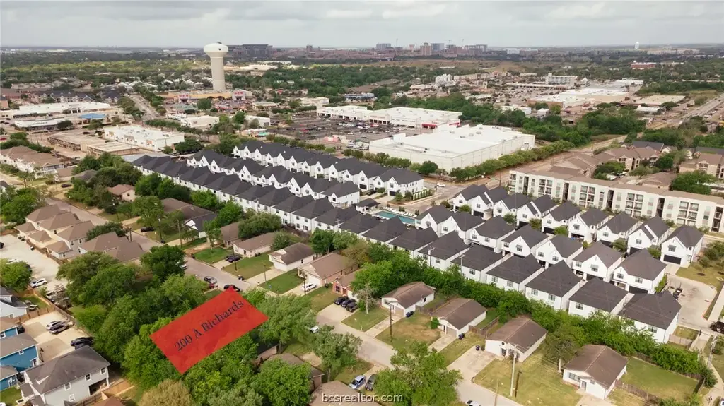 200 Richards Street A, College Station