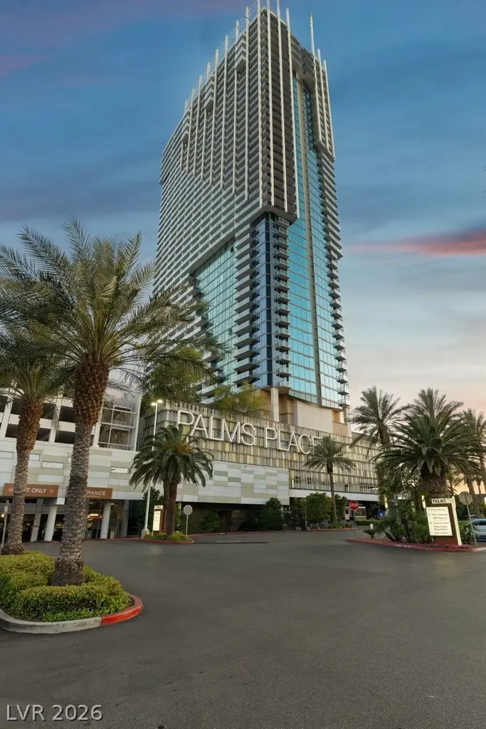 4381 W Flamingo Road 38301, Las Vegas