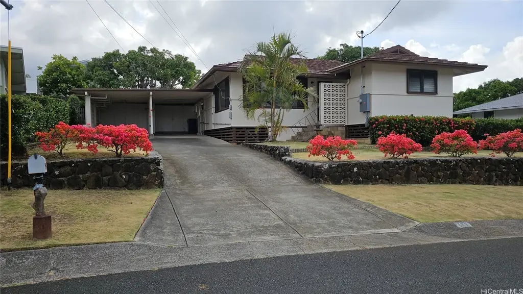 1447 Lekeona Street, Kailua