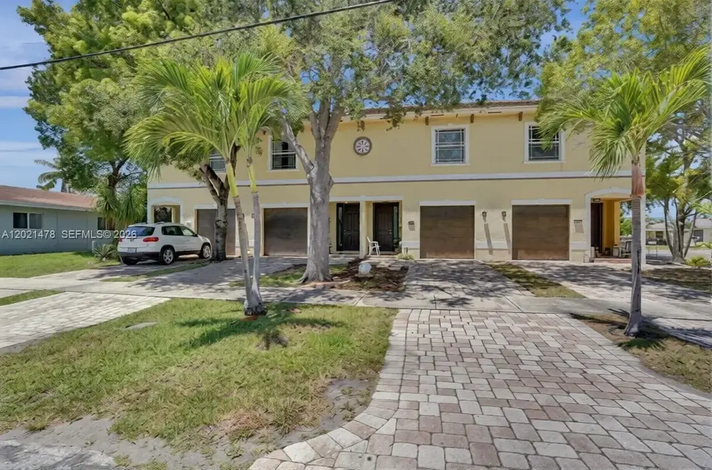 1247 Ne 23rd Ave, Pompano Beach