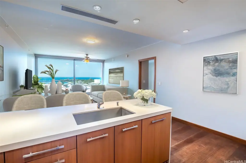1555 Kapiolani Boulevard # 1105, Honolulu