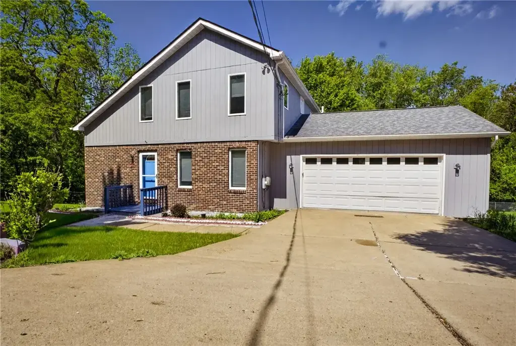 59 Hartl Lane , Baldwin Boro