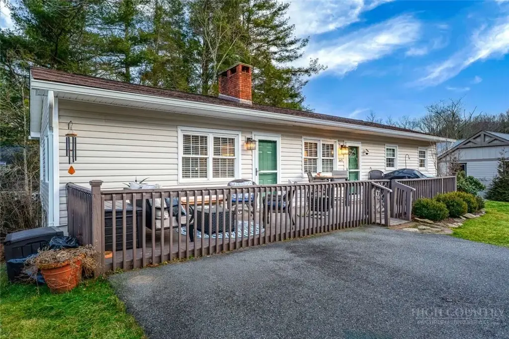 649 Ransom Street, Blowing Rock