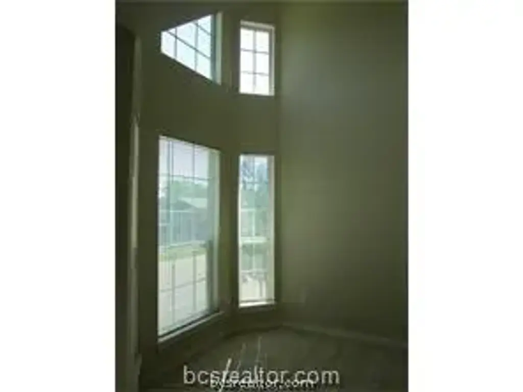 1214 Welsh, College Station