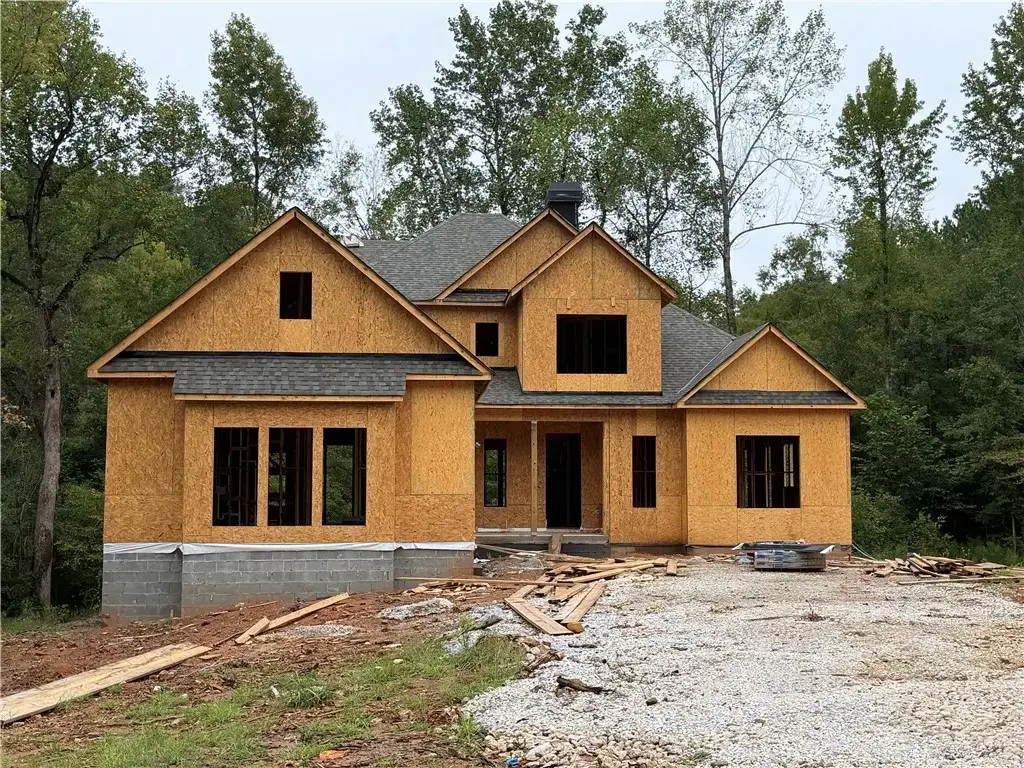 720 Ski Spray Point, Opelika