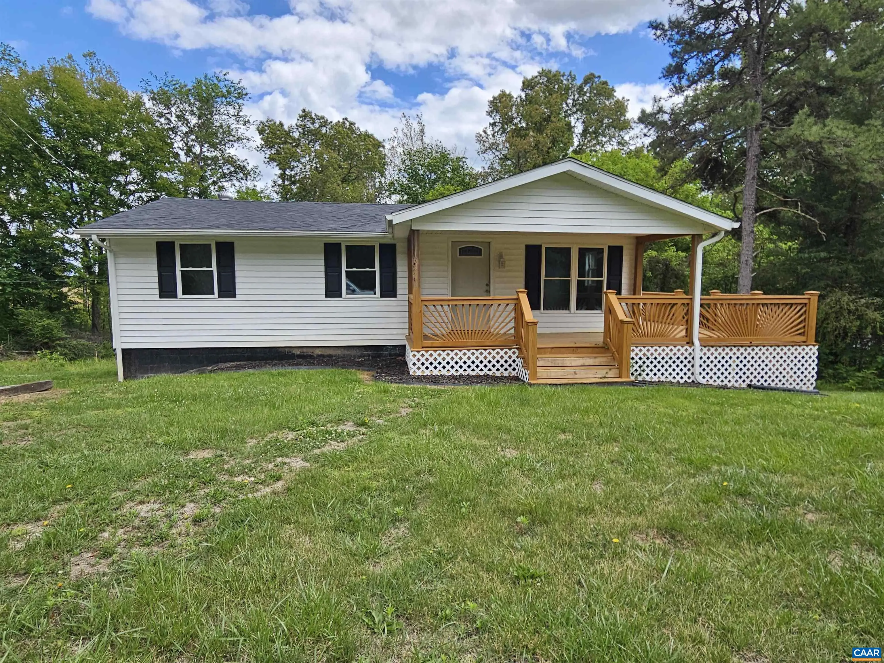 5290 Dixie Hill Rd, Buckingham