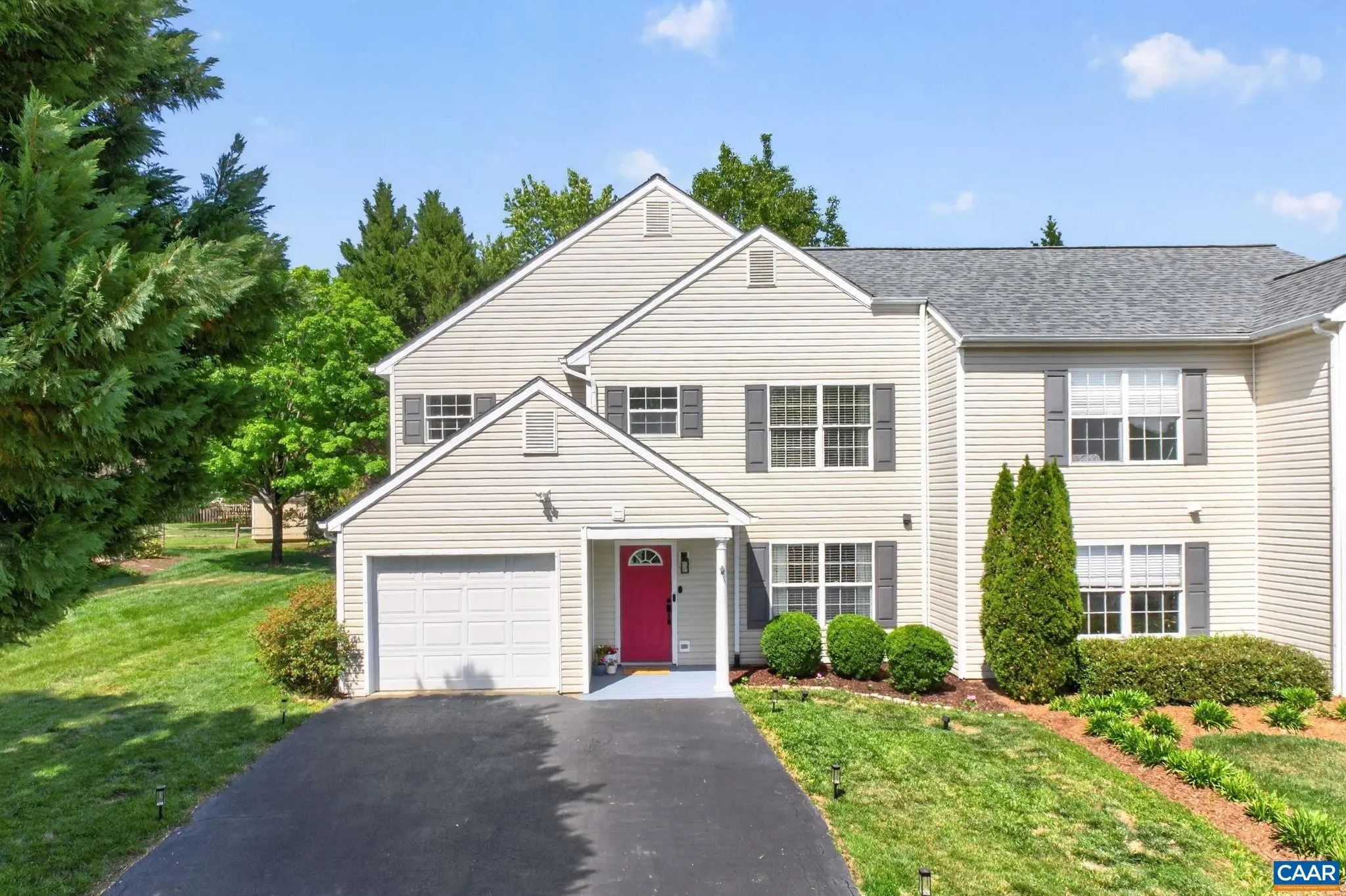 1557 Primrose Ln, Charlottesville