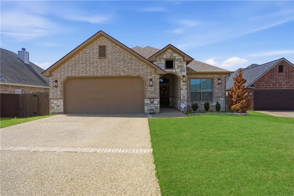 3516 Foxcroft Path, Bryan