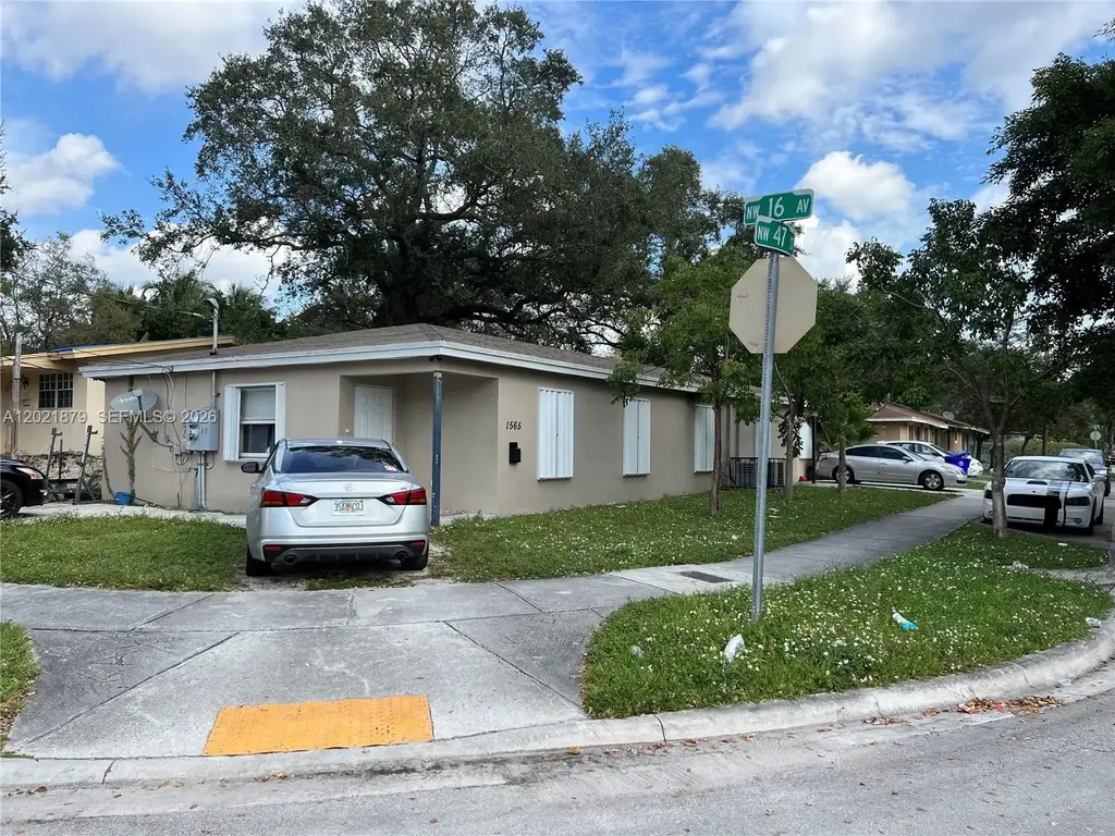 1565 Nw 47th St, Miami