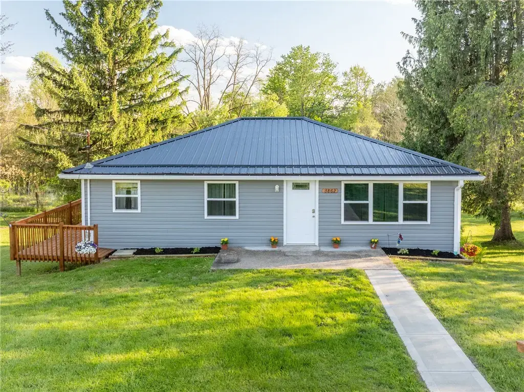3862 State Route 31, Donegal