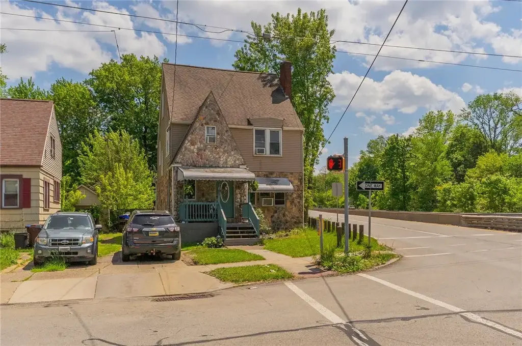 343 Myers Avenue , Sharon