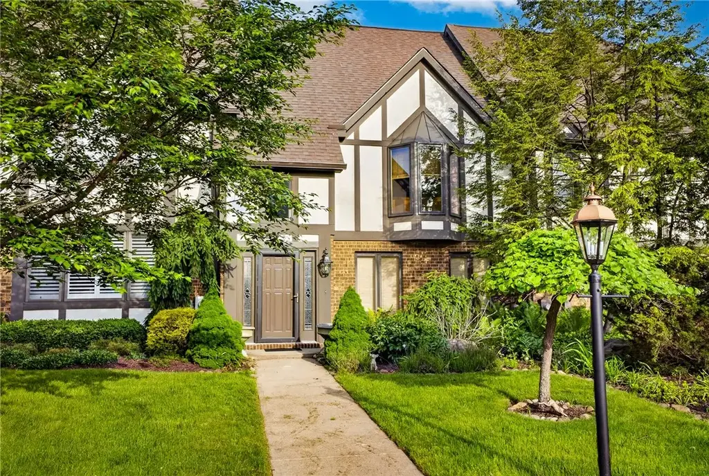 156 Shadow Ridge Drive , Harmar