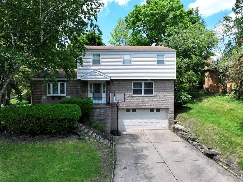 4435 Marywood Drive , Monroeville