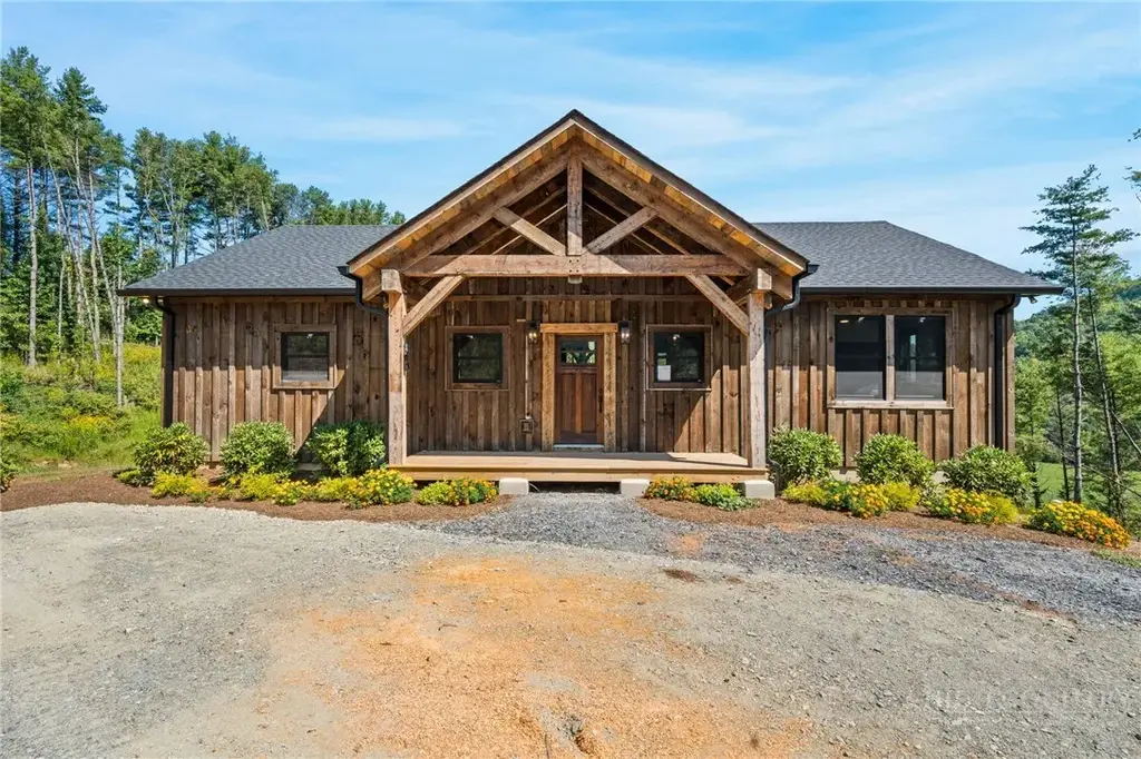 149 River Spring Road, Sugar Grove