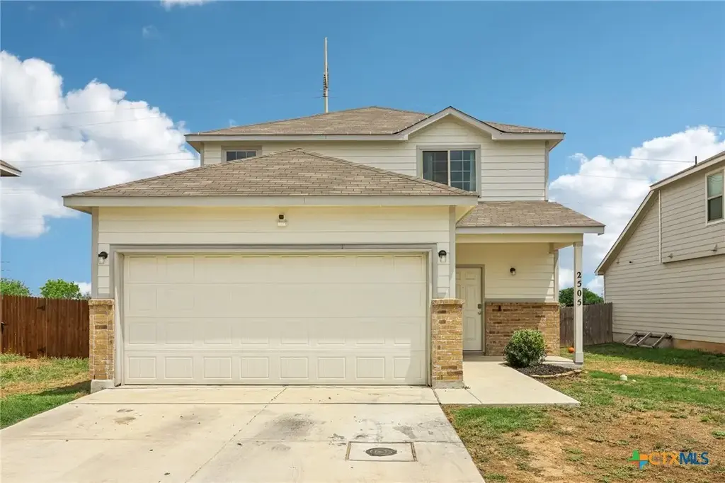 2505 Dino Drive, Seguin