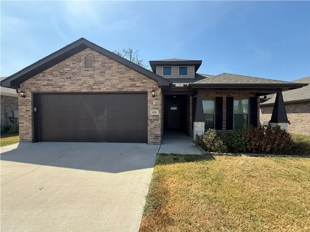 424 Nw 59 Avenue, Bentonville