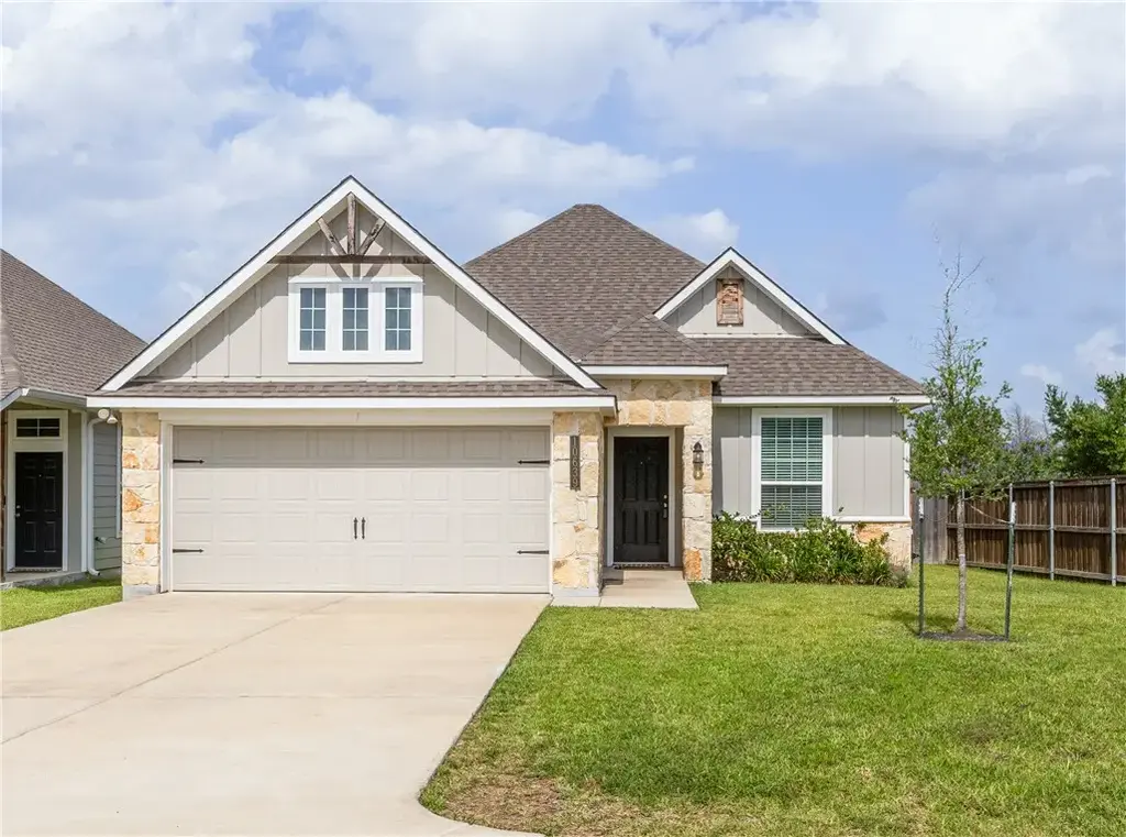 10639 Natural Pond Road, Bryan