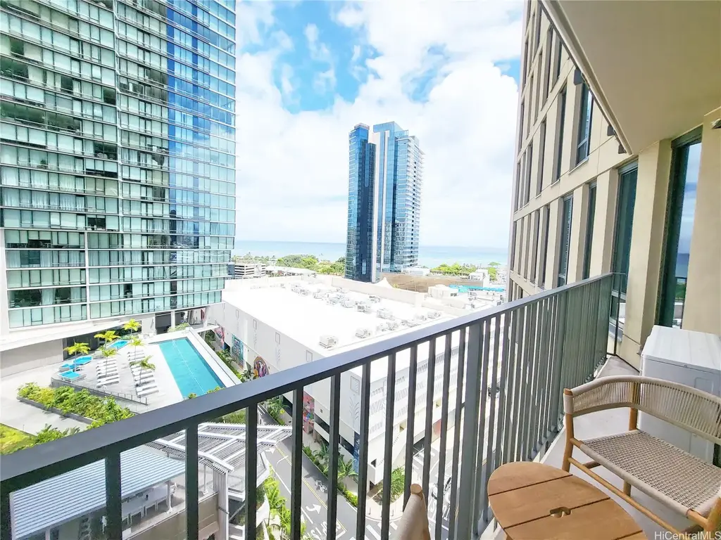 987 Queen Street # 1404, Honolulu