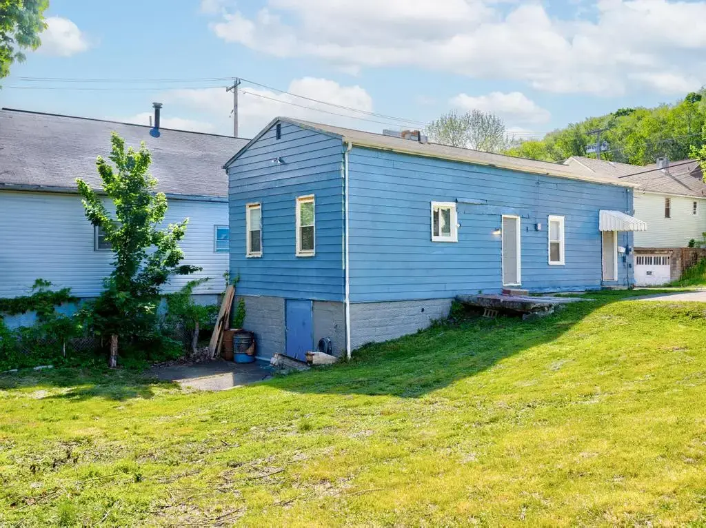 1202 Irwin Street , Aliquippa