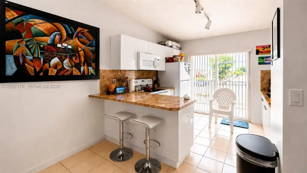 7603 W 29th Ln 202-55, Hialeah