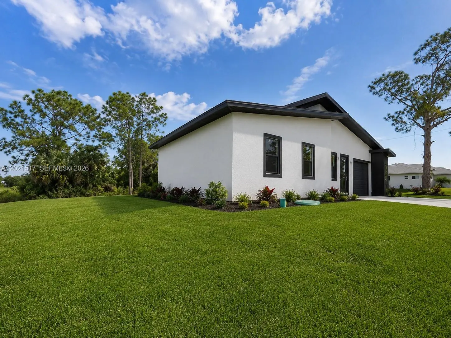 2 of 18 - 703 Long Island, Lehigh Acres, FL
