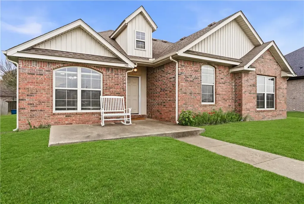 3100 Featherston Road, Bentonville