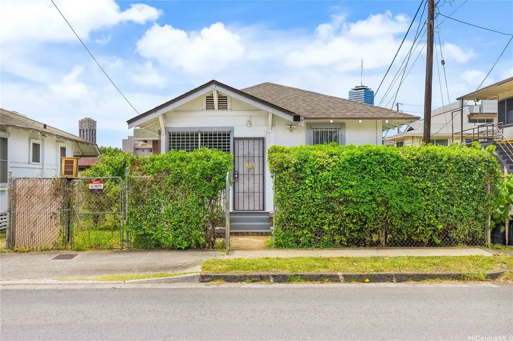 1821 Young Street, Honolulu