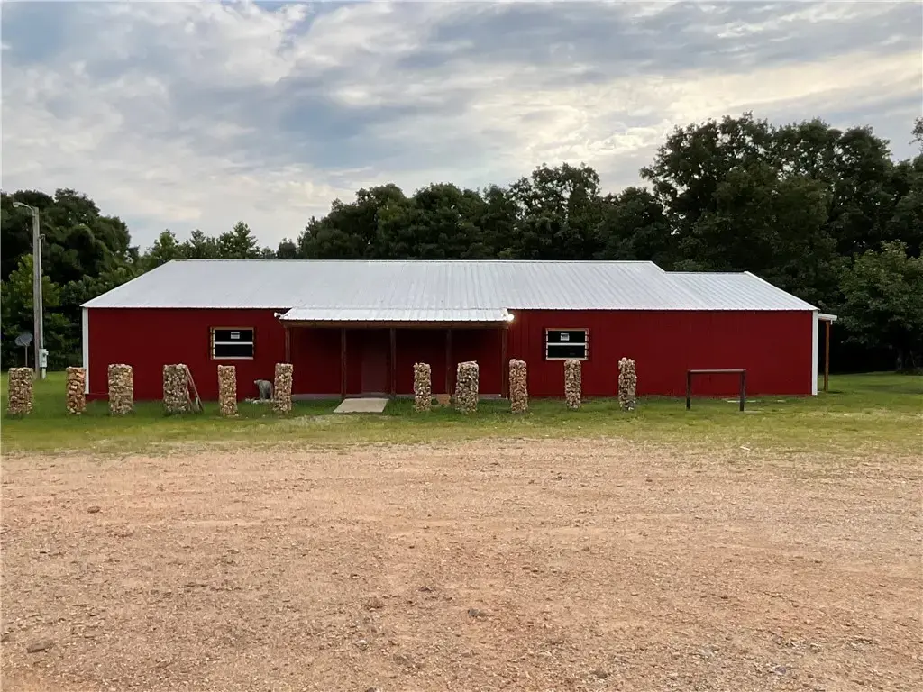 61922 State Highway 10, Kansas