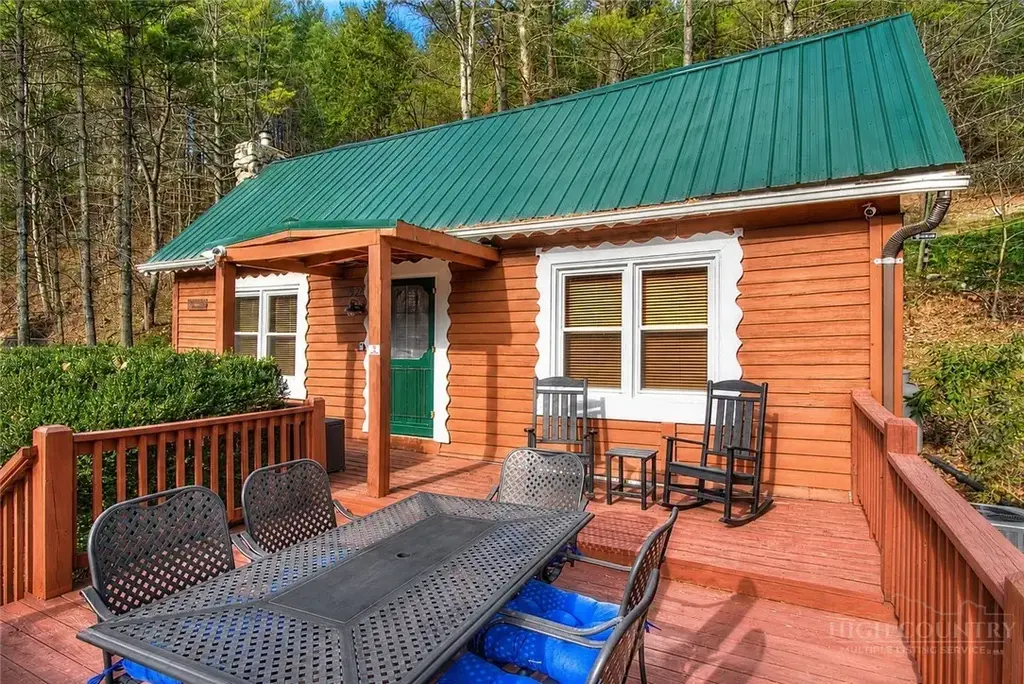 392 Old Danner Road, Vilas