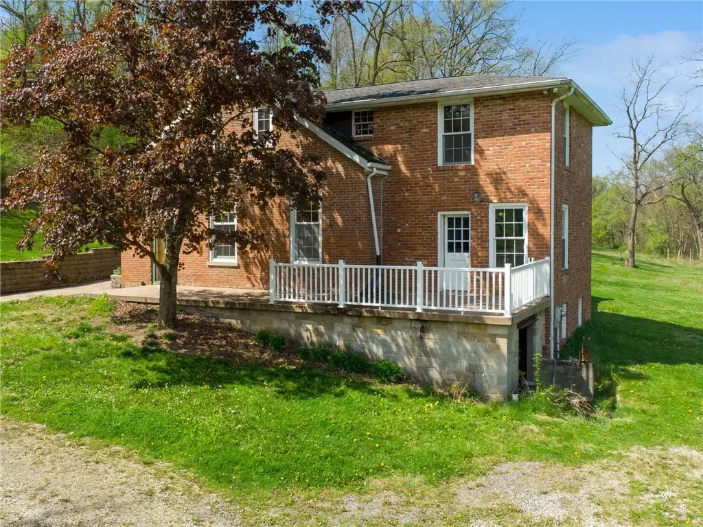 1925 Main Street , N Franklin