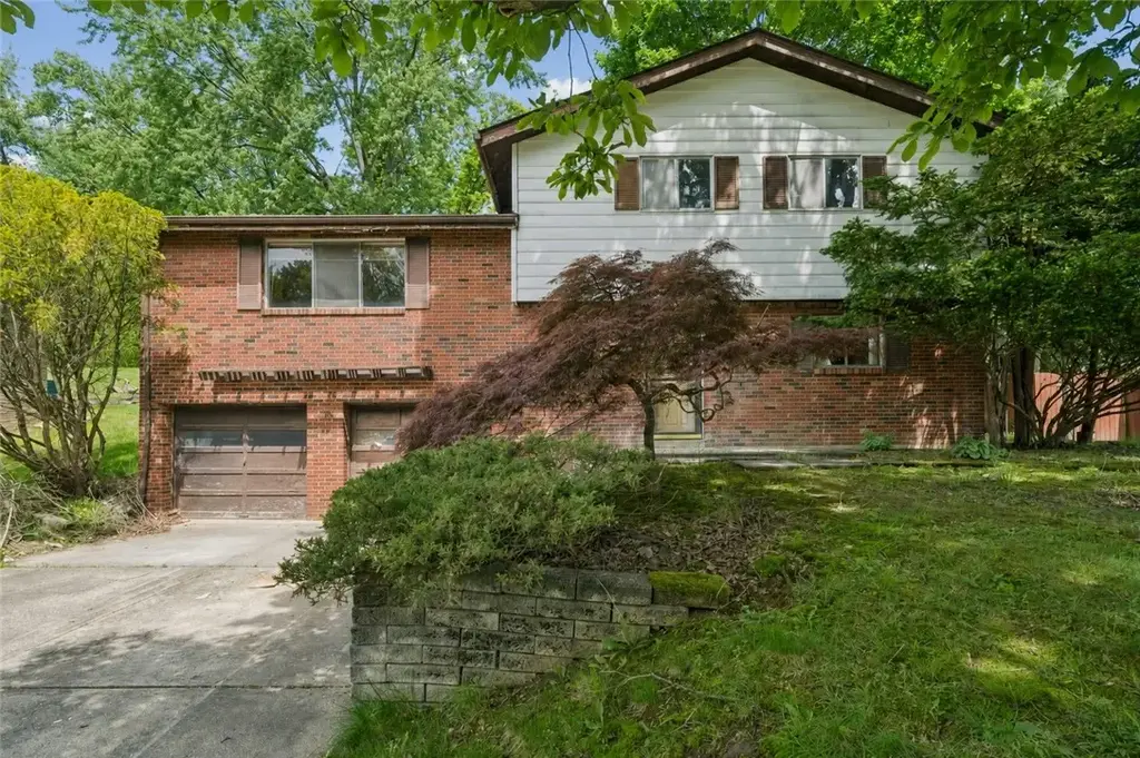 285 Tara Drive , Pleasant Hills