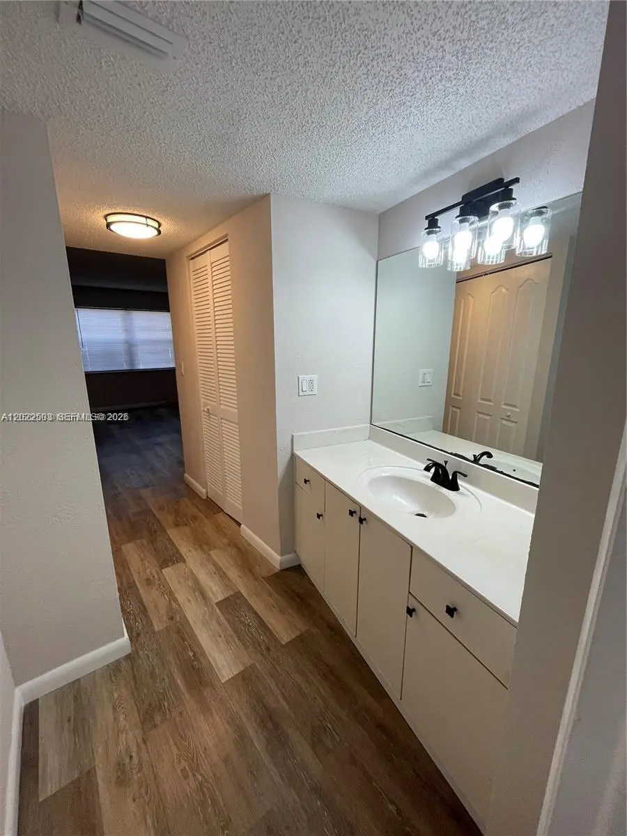 5 of 6 - 4255 N University Drive #109, Sunrise, FL