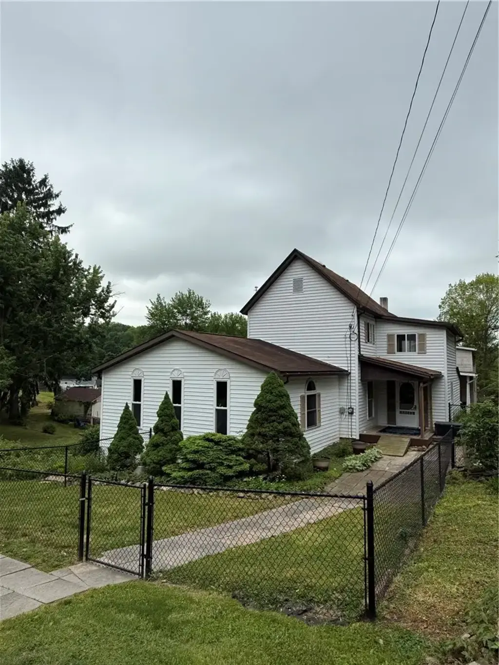 125 Ayers Avenue , Twp of But SE