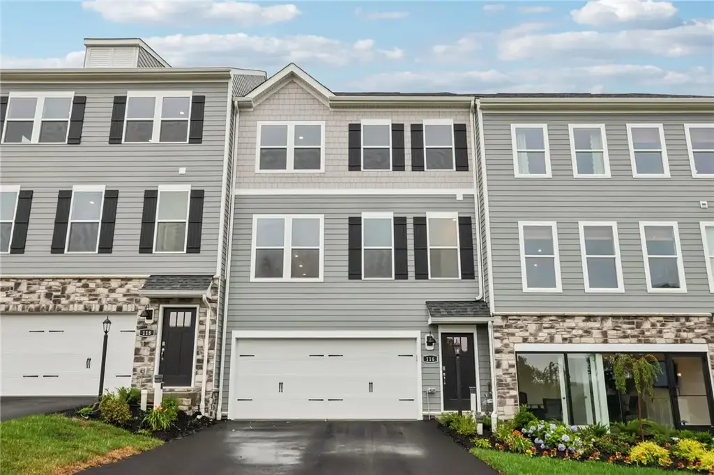 163 River Ridge Drive, Moon/Crescent
